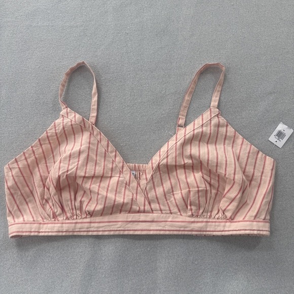 Old Navy Tops - Old Navy Bralette Top Women's XL Cross-Front Poplin Smocked Striped Pink NEW